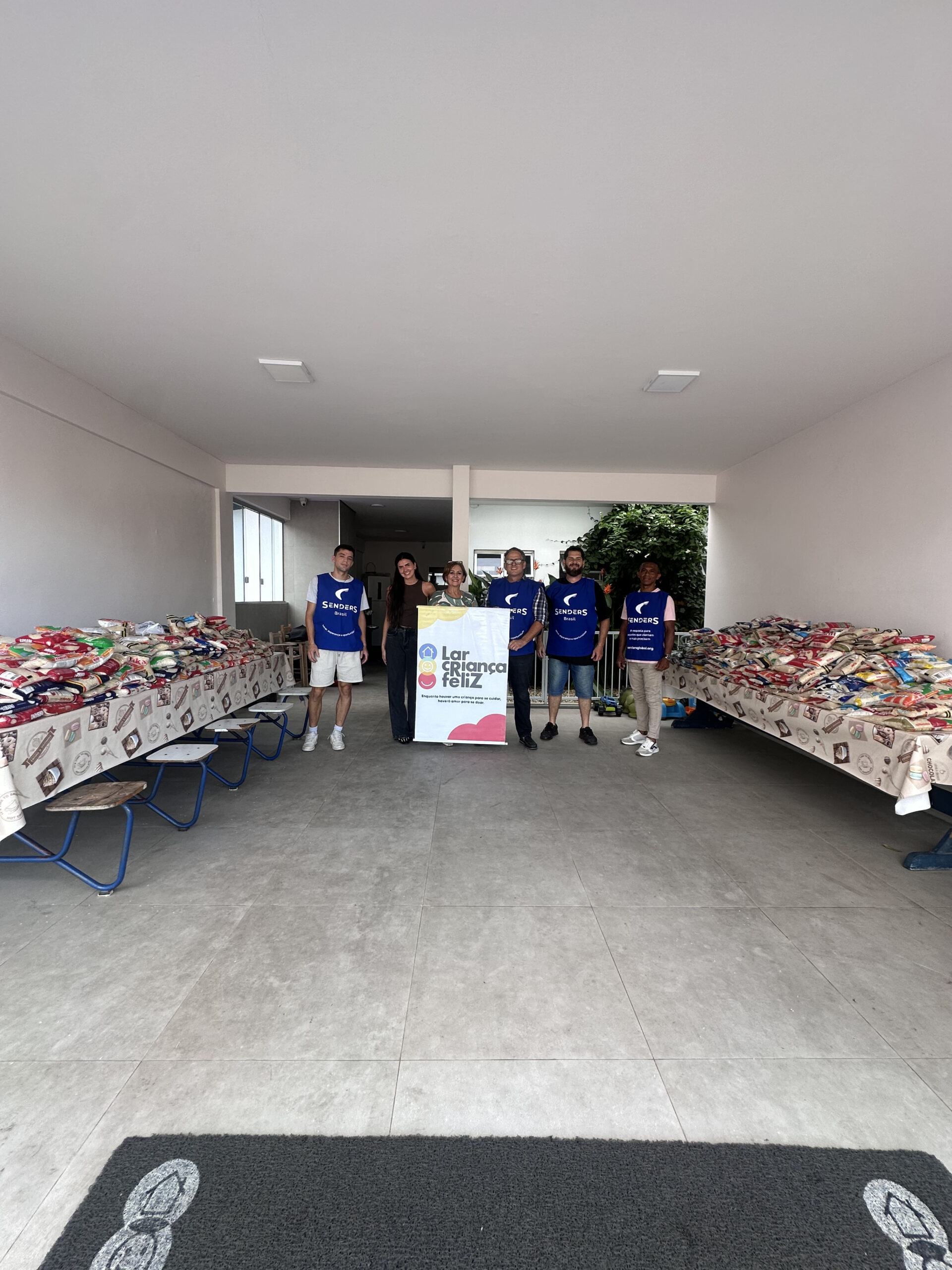 Visita à Associação Lar da Criança Feliz